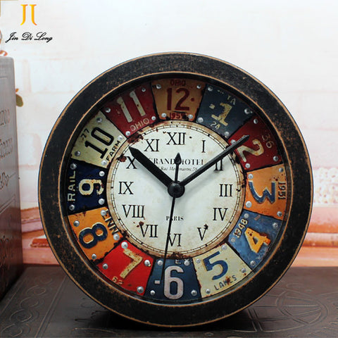 Creative Dilapidated Wooden Clock